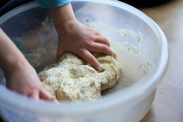 dough, knead, to bake