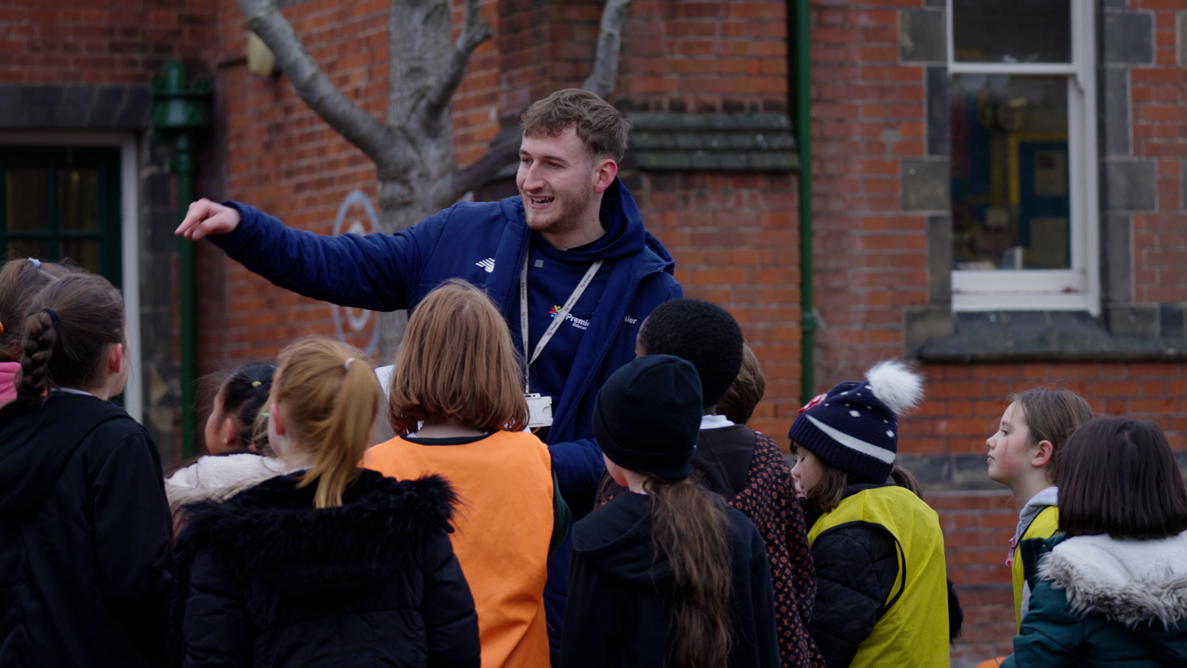 Why a Playworker Career Could Be Perfect After Uni 6 Make your dream of working with children to a reality.